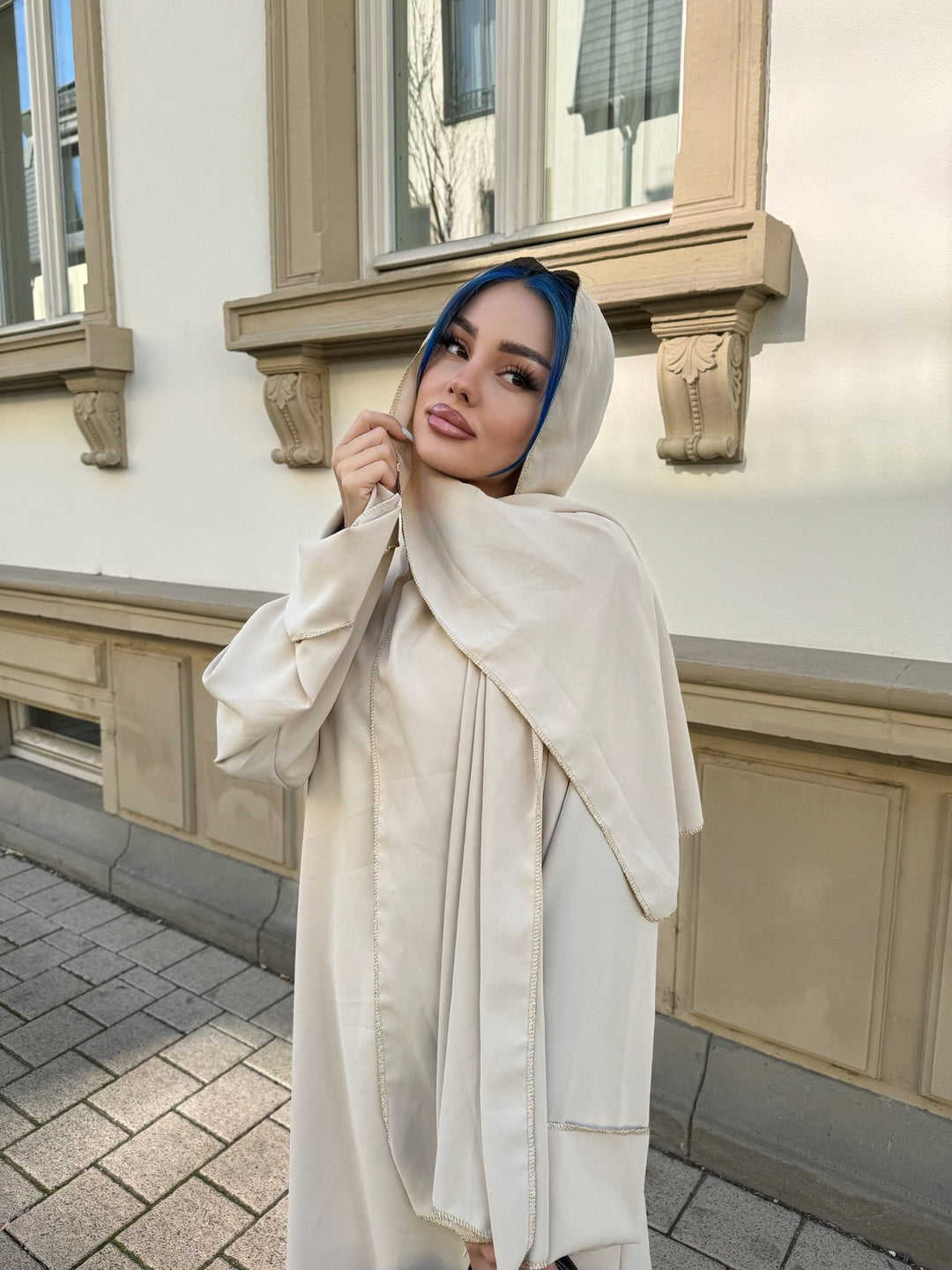 Abaya Safira met aangehechte hijab